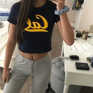 UC Berkeley game day cropped tee